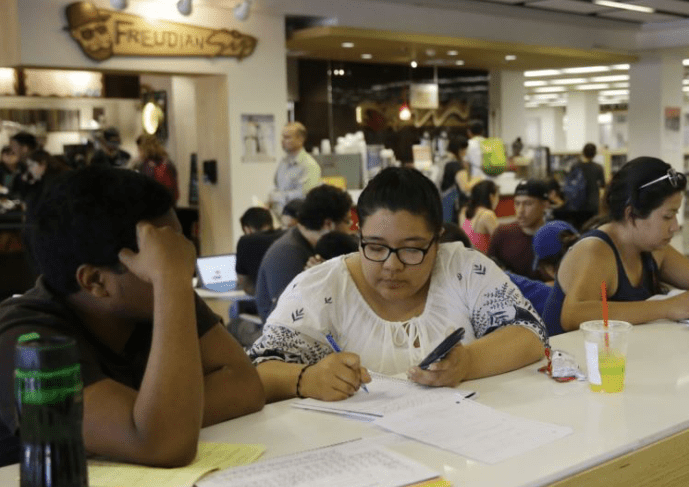 Learn How to Write a Winning College&nbsp;Paper